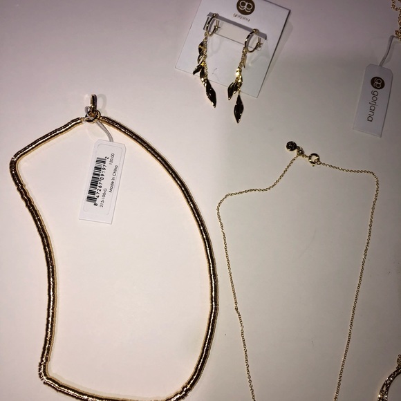 Gorjana jewlery bundle 6 items - Picture 5 of 6